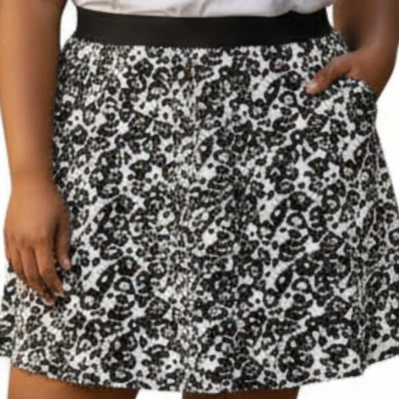 WORTHINGTON Black & White Print Skirt with Elastic Waist - Size 2X - Picture 7 of 8